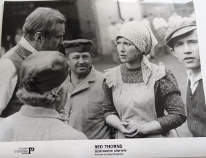 Fotos z filmu "Czerwone Ciernie"