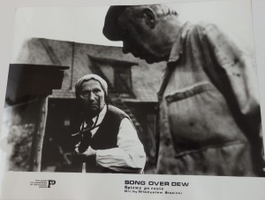 Fotos z filmu "Śpiewy po rosie"