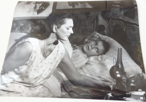 Fotos z filmu "Ubranie prawie jak nowe"