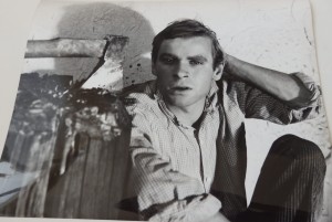 Fotos z filmu "Ubranie prawie jak nowe"