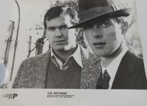 Fotos z filmu "Urodziny Młodego Warszawiaka"