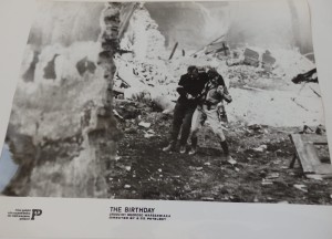 Fotos z filmu "Urodziny Młodego Warszawiaka"