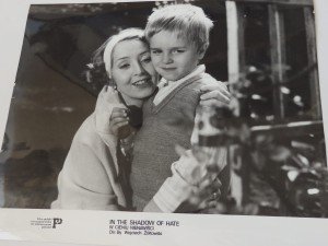 Fotos z filmu "W cieniu nienawiści"