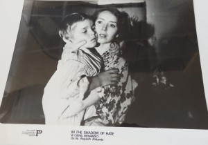 Fotos z filmu "W cieniu nienawiści"