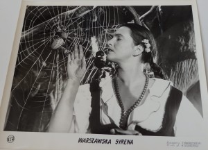 Fotos z filmu "Warszawska Syrenka"