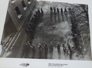 Fotos z filmu "Wizja Lokalna"