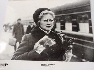 Fotos z filmu "Zapamiętaj Imię Swoje"