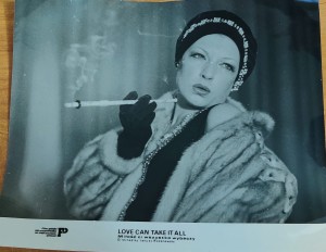 Fotos z filmu "Miłość Ci wszystko wybaczy"