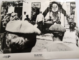 Fotos z filmu "Czerwone i Białe"