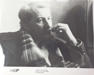 Fotos z filmu "Mężczyzna Niepotrzebny"