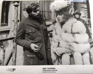 Fotos z filmu "Czerwone Ciernie"