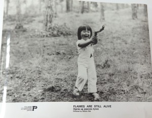 Fotos z filmu "Ognie Są Jeszcze Żywe"