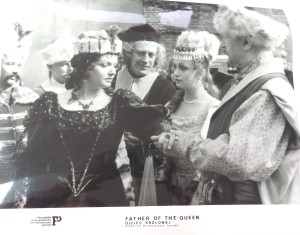 Fotos z filmu "Ojciec Królowej"