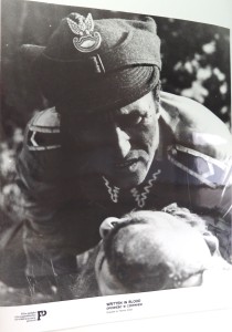 Fotos z filmu "Opowieść w Czerwieni"