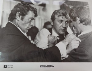 fotos z filmu "Pójdziesz Ponad Sadem"