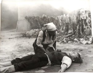 Fotos z filmu "Czerwone Ciernie"