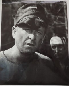 Fotos z filmu "Ranny w lesie"