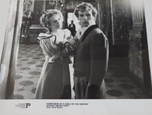 Fotos z filmu "Spowiedź Dziecięcia Wieku"
