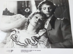Fotos z filmu "Spowiedź Dziecięcia Wieku"
