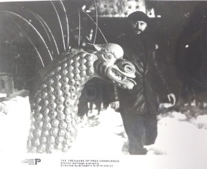 Fotos z filmu "Klejnot" wolnego sumienia"