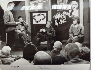 Fotos z filmu "Jestem Przeciw"